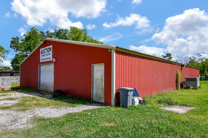 More Photos Of 2206 Hartwick Rd, Houston Contractor Storage Yard For Sale
