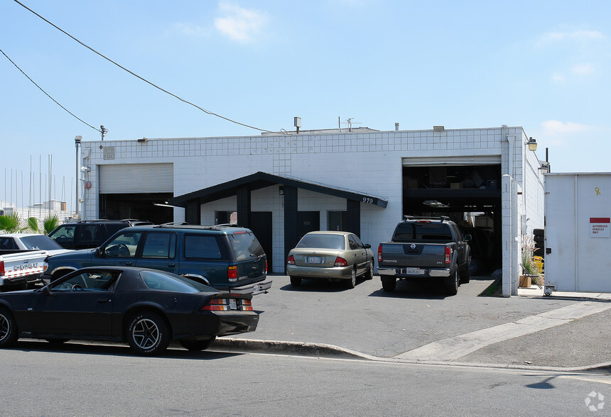 More Photos Of 981 N Parker St, Orange Warehouse For Sale