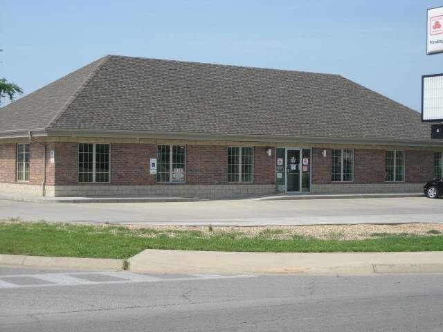 Primary Photo Of 1515 E Cleveland Ave, Monett Office For Lease