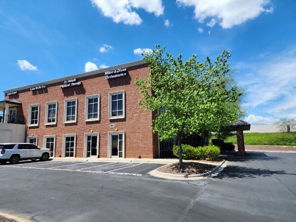 More Photos Of 439 Channel Rd, Clover Office For Lease