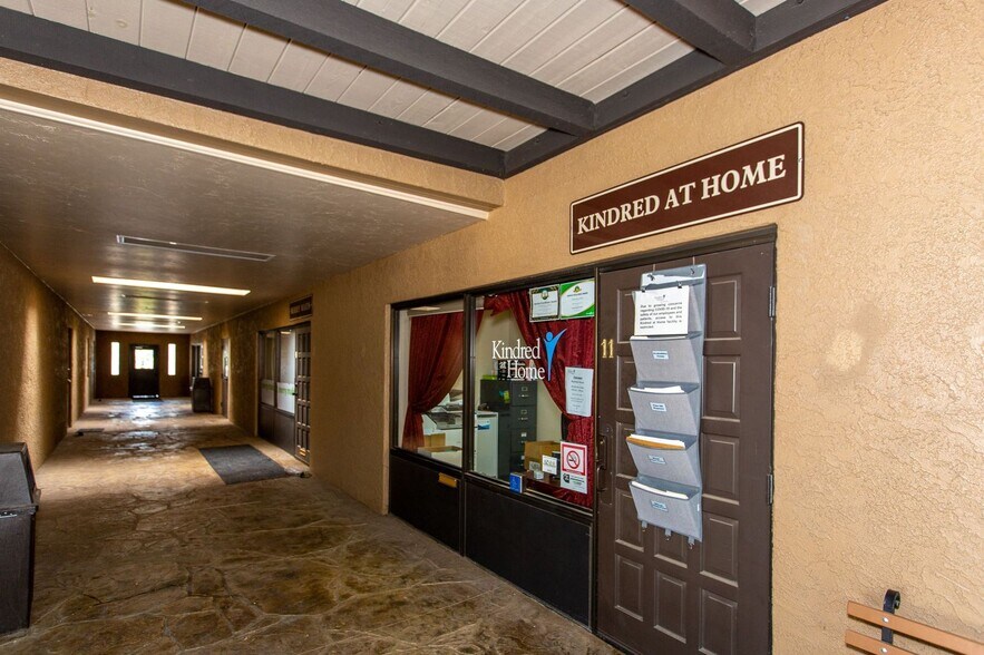 More Photos Of 1555 W Iron Springs Rd, Prescott Office For Lease