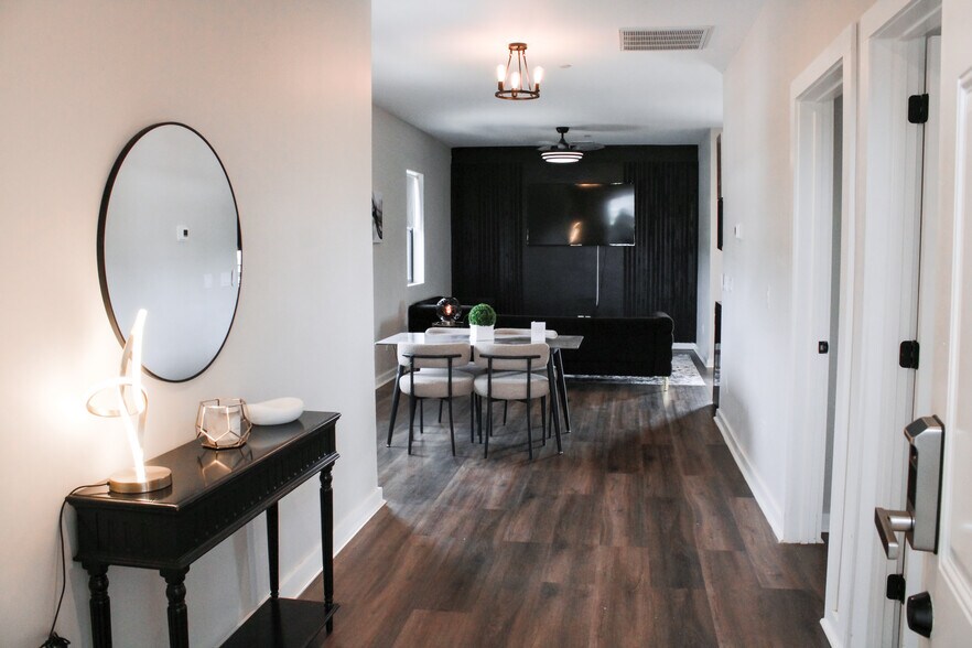 More Photos Of 1807 Logan Ave, Knoxville Multifamily For Sale