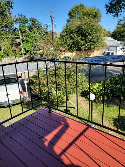 More Photos Of , Houston Multifamily For Sale