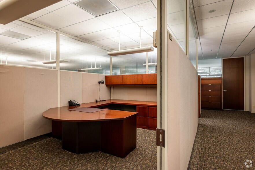 More Photos Of 3 Merck, White House Station Office For Lease