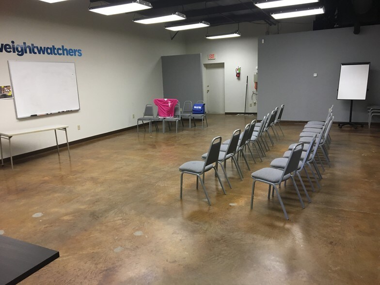 More Photos Of 5620 I 55 S, Byram Office For Lease