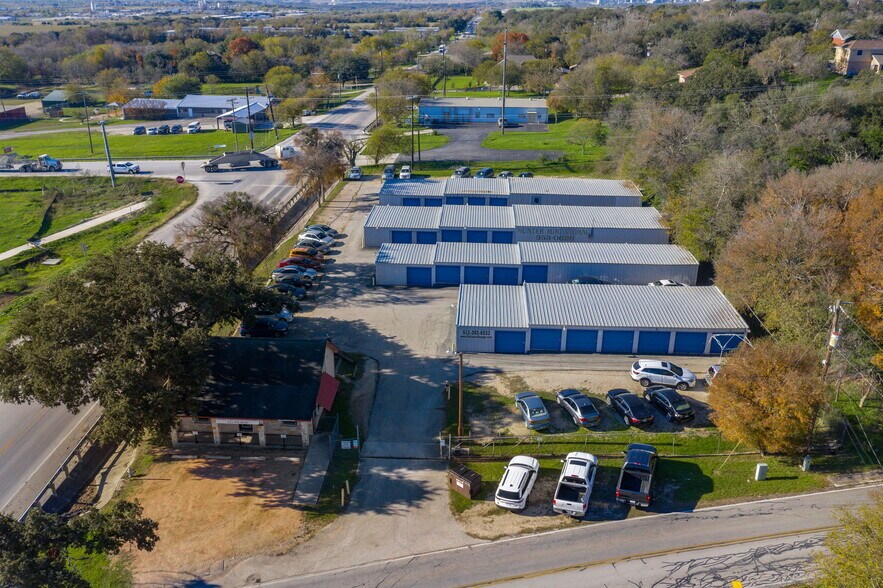 More Photos Of 145 Quail Run, San Marcos Self Storage For Sale