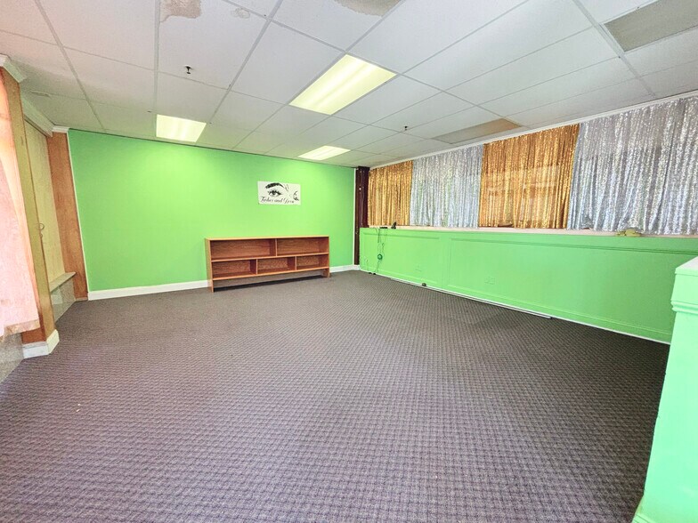 More Photos Of 1513-1515 14th Ave, Oakland Apartments For Sale