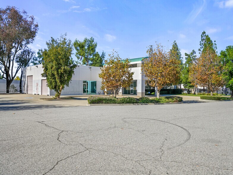 More Photos Of 400 E Arrow Hwy, San Dimas Office For Sale