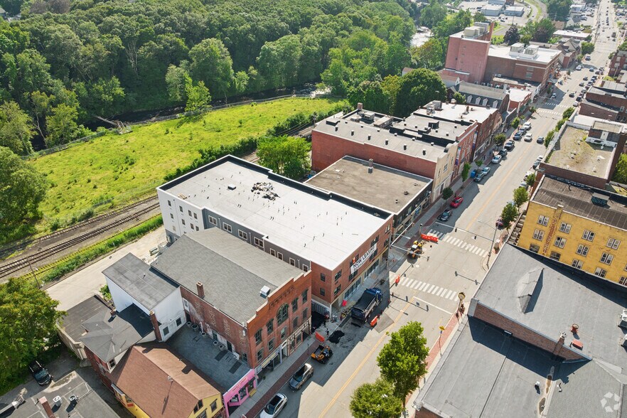 More Photos Of 804 Main St, Willimantic Apartments For Lease