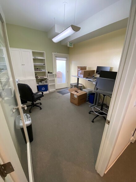 More Photos Of 2831-2849 7th St, Berkeley Office For Sale
