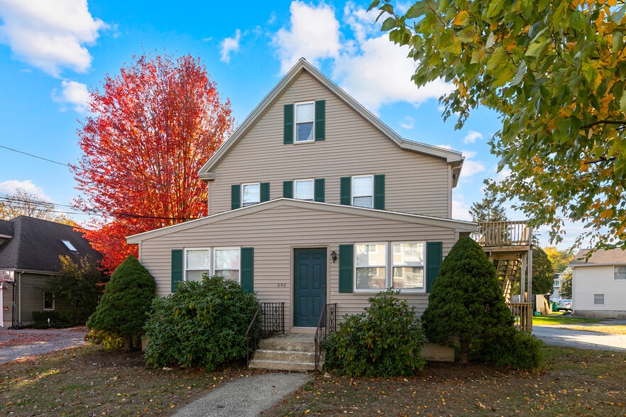 More Photos Of 846 Main St, Woburn Apartments For Sale