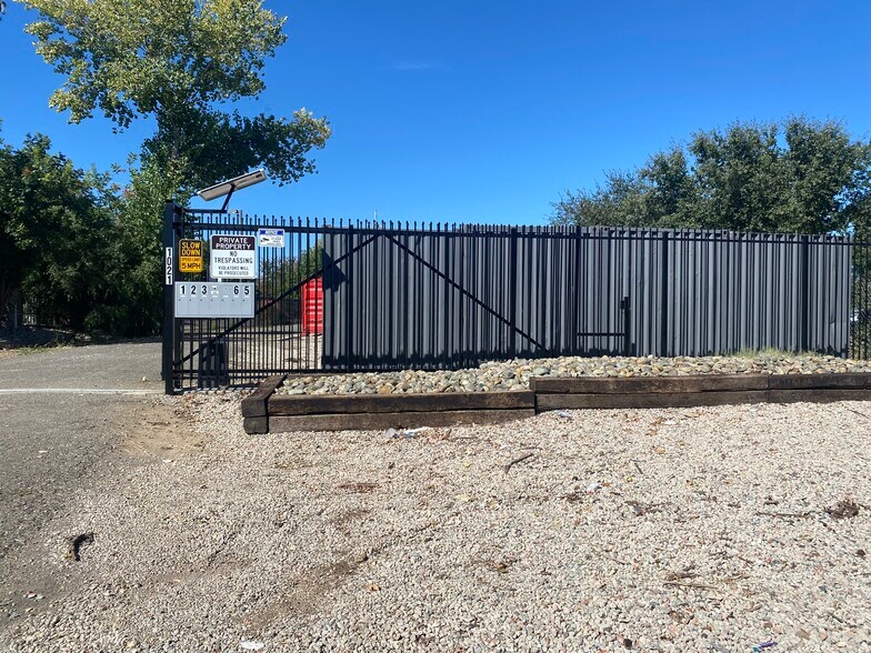 More Photos Of 1023 HOWE AVE Howe ave, Sacramento Land For Lease