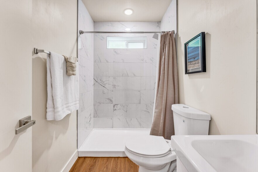 More Photos Of 4781 Cereza St, San Diego Apartments For Sale