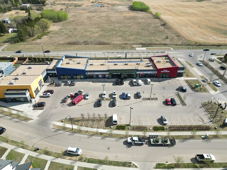 More Photos Of 3723B 8 Av SW, Edmonton Storefront For Lease