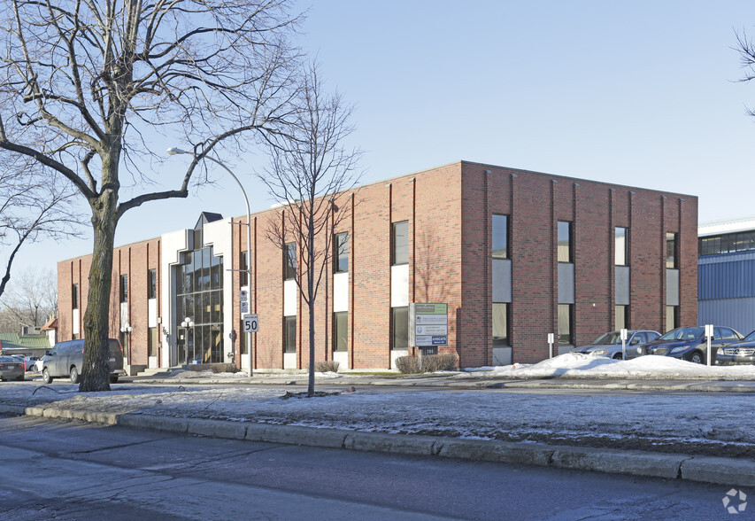 Primary Photo Of 785 Ch de Chambly, Longueuil Office For Sale