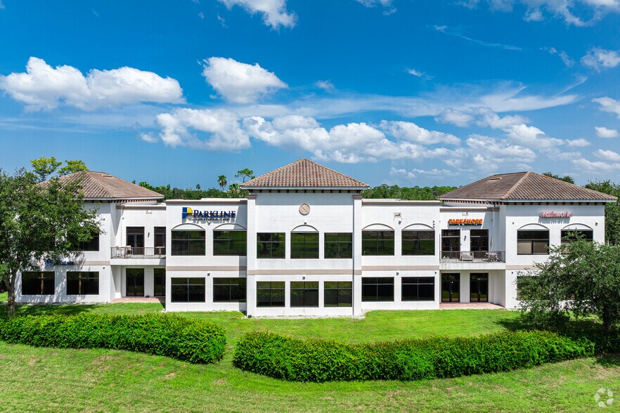 More Photos Of 5644 Tavilla Cir, Naples Office For Lease