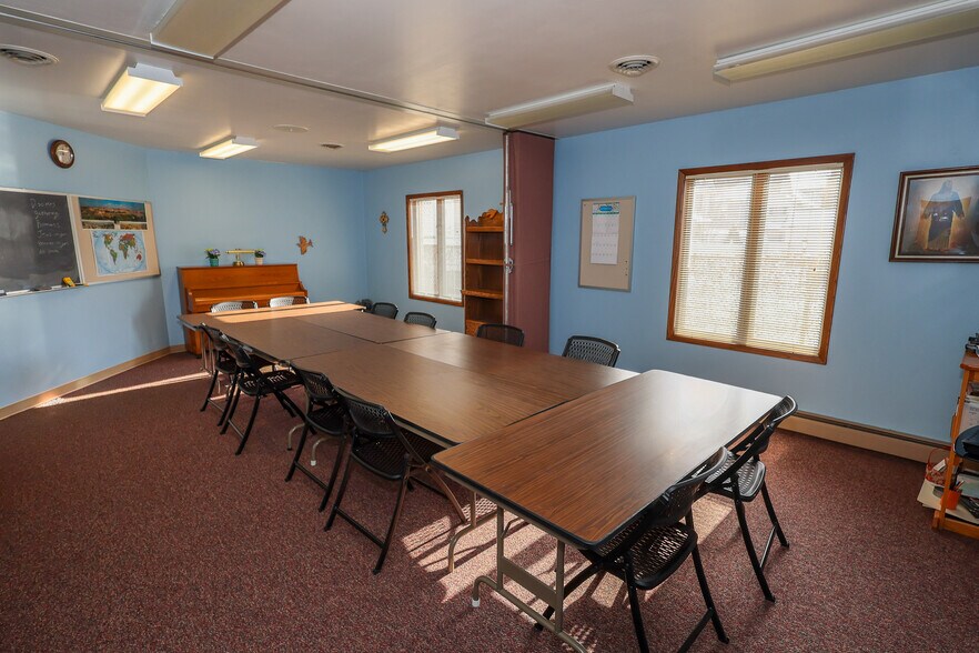 More Photos Of 1135 Buffalo St, Franklin Religious Facility For Sale