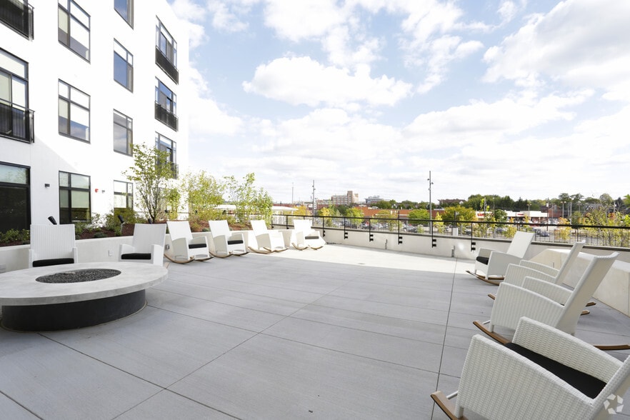 More Photos Of 6105 Spirit St, Pittsburgh Apartments For Lease