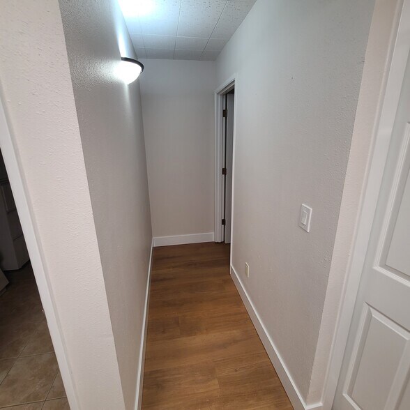 More Photos Of 12724 SE Stark St, Portland Medical For Sale