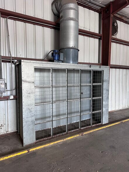 More Photos Of 4411 US Highway 92 E, Lakeland Warehouse For Lease