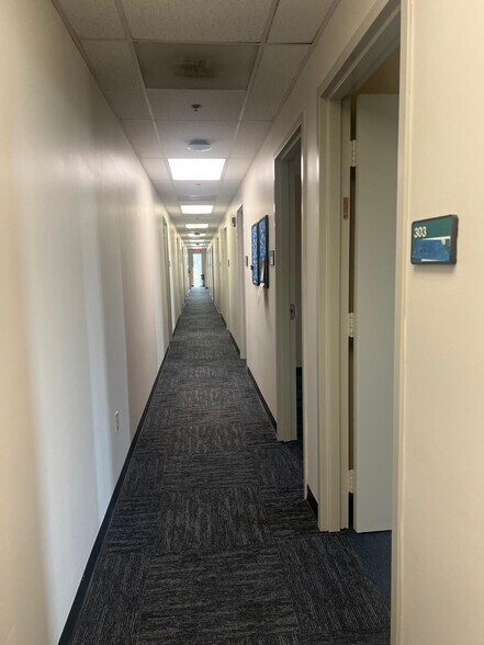 More Photos Of 6100 Griffin Rd, Davie Medical For Lease