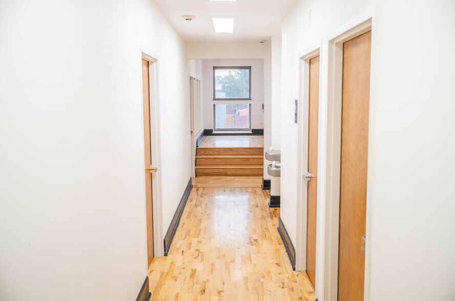 More Photos Of 910 Galapago St, Denver Office For Sale