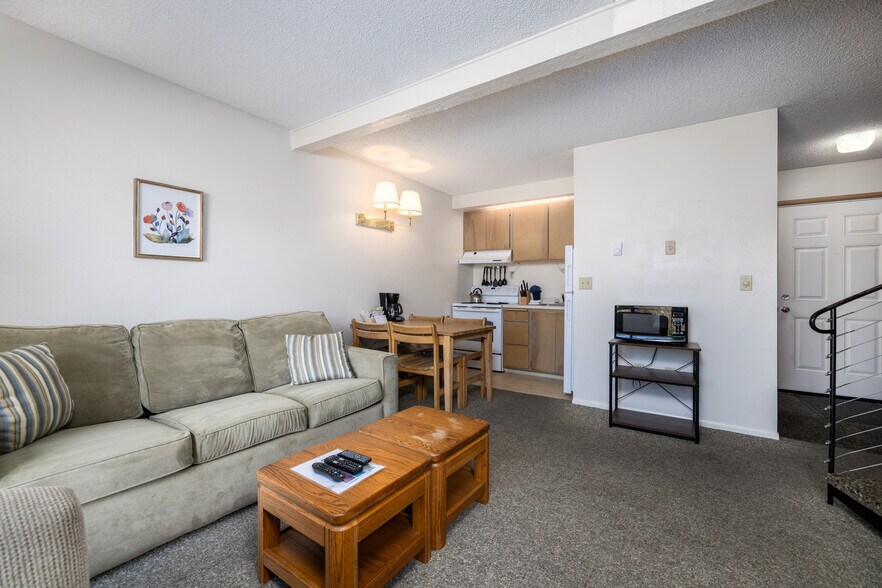 More Photos Of 11 Chabot Rd, Copalis Beach Hotel For Sale