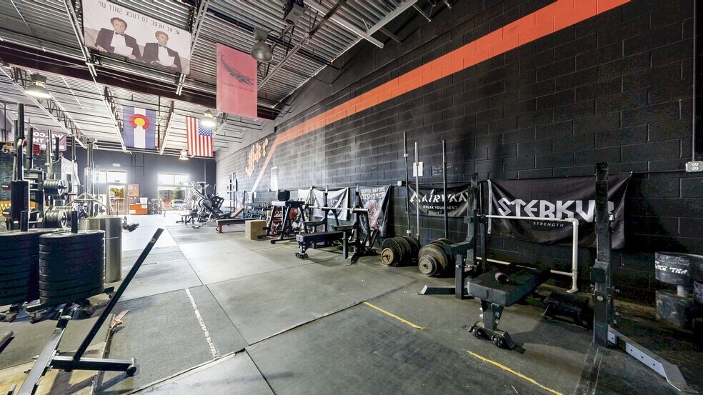 More Photos Of 943-965 E 11th St, Loveland Warehouse For Sale