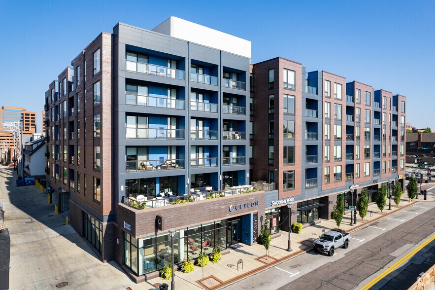 Primary Photo Of 25-45 N Central Ave, Clayton Apartments For Lease