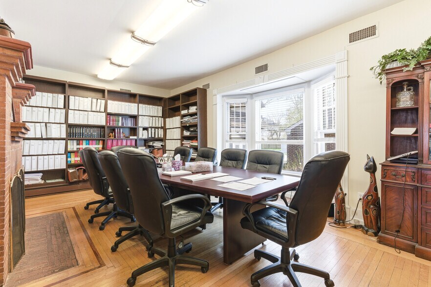 More Photos Of 467 Middlesex Ave, Metuchen Office For Sale