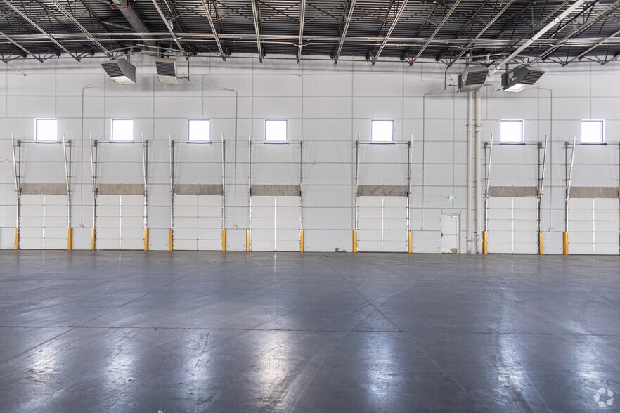 More Photos Of 593-689 N Saratoga Rd, Saratoga Springs Unknown For Lease