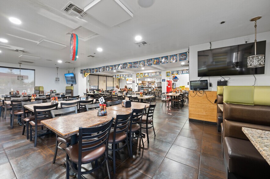 More Photos Of 5828 W Indian School Rd, Phoenix Restaurant For Sale