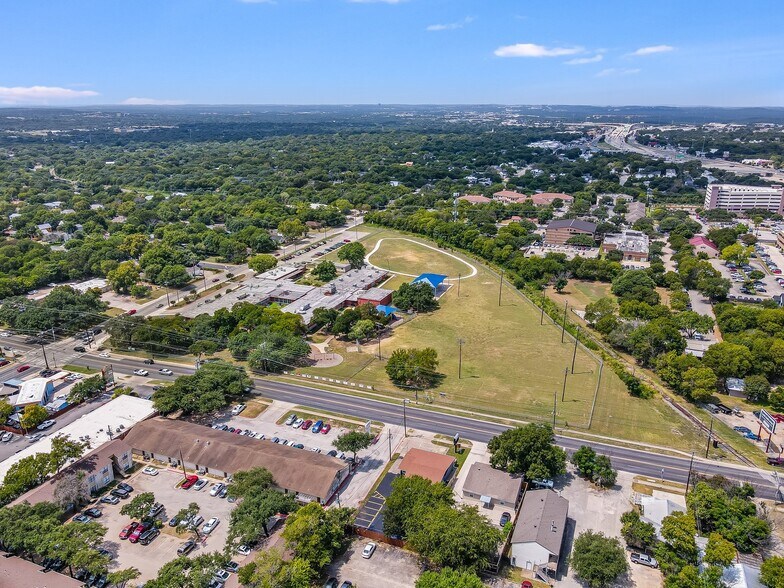 More Photos Of 4311 S 1st St, Austin Office For Lease