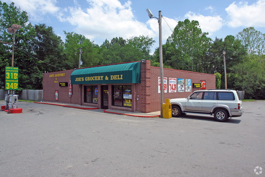 Primary Photo Of 12223 Colonel Glenn Rd, Little Rock Convenience Store For Sale