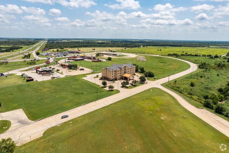 More Photos Of 300 Tanger Dr, Terrell Hotel For Sale