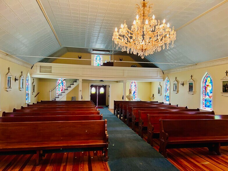 More Photos Of 20 St Clair St, Middleport Religious Facility For Sale