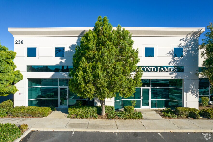 More Photos Of 236 W Orange Show Rd, San Bernardino Warehouse For Sale