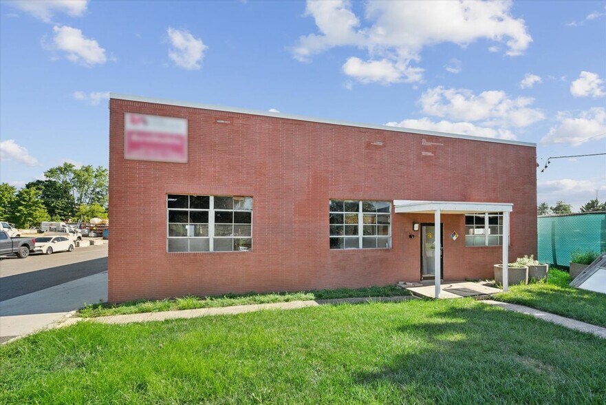 Primary Photo Of 21 5th St, Somerville Warehouse For Lease