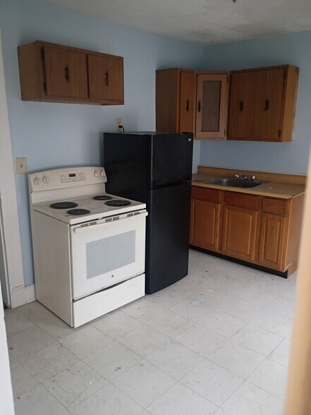 More Photos Of 26 Fayette St, Binghamton Apartments For Sale