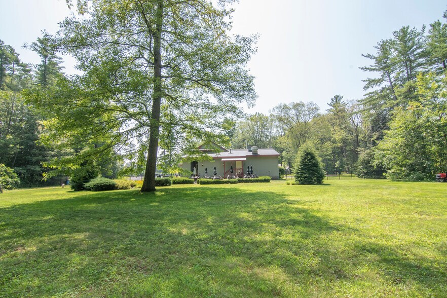 More Photos Of 910 Rock City Rd, Ballston Spa Restaurant For Sale