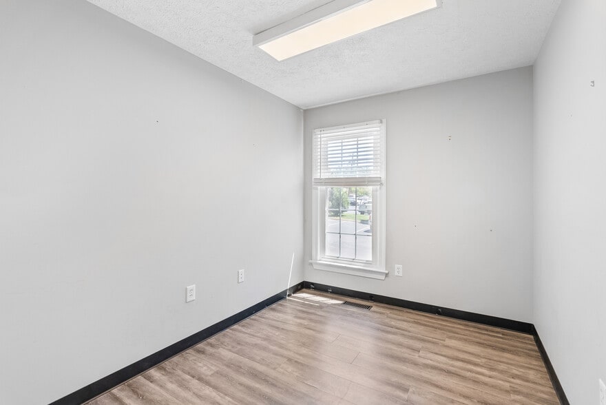 More Photos Of 6200 Fort Ave, Lynchburg Medical For Sale