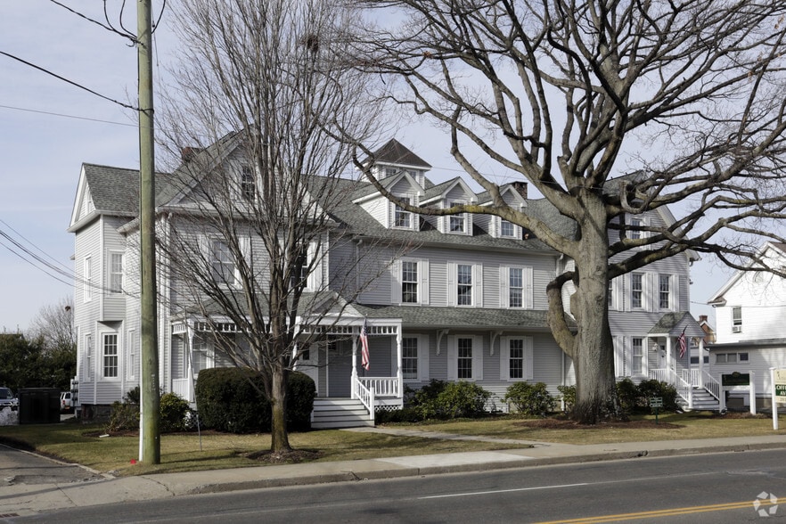 More Photos Of 162 East Ave, Norwalk Office For Lease