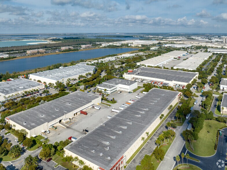 More Photos Of 9315 NW 112th Ave, Miami Warehouse For Sale