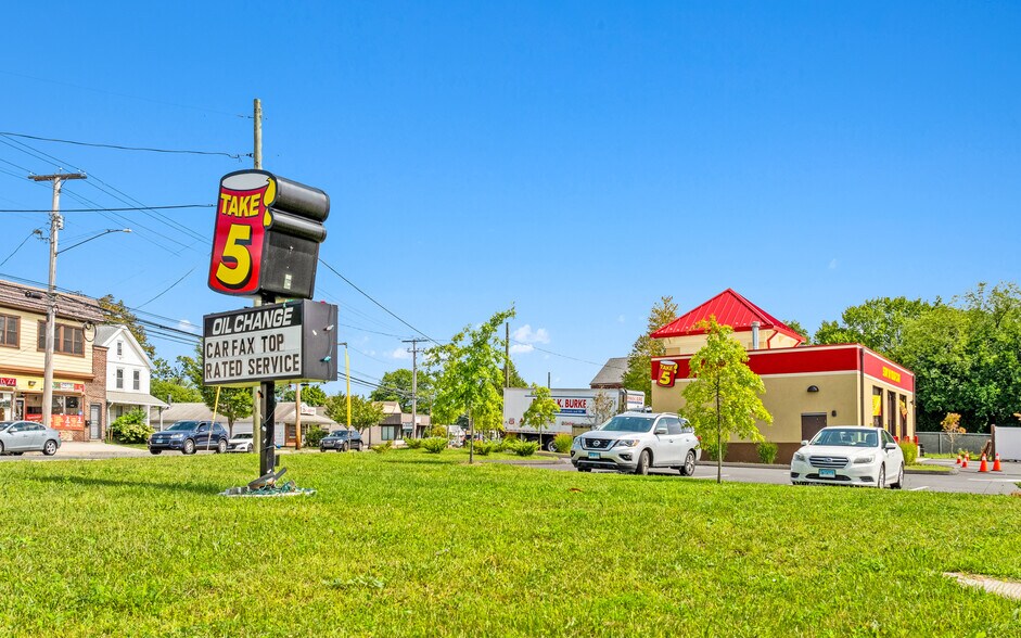 More Photos Of 1683 Barnum Ave, Stratford Service Station For Sale