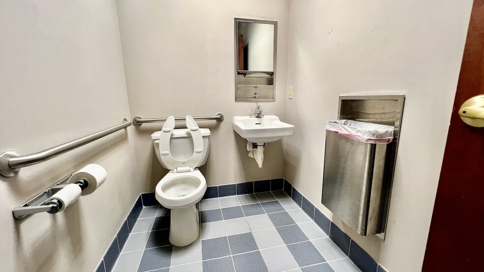 More Photos Of 46 Technology Pky S, Norcross Loft Creative Space For Lease