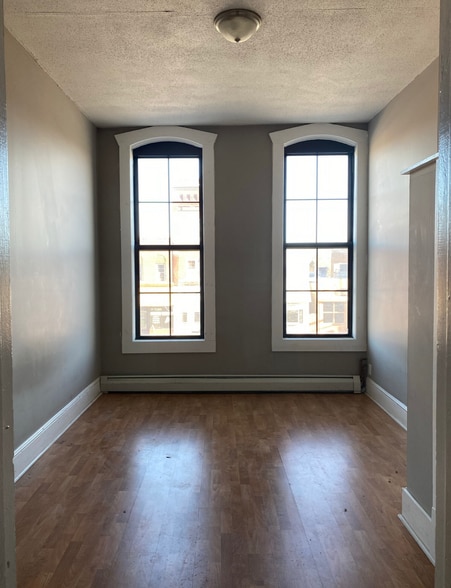 More Photos Of 216-218 S Minnesota Ave, Saint Peter Apartments For Sale