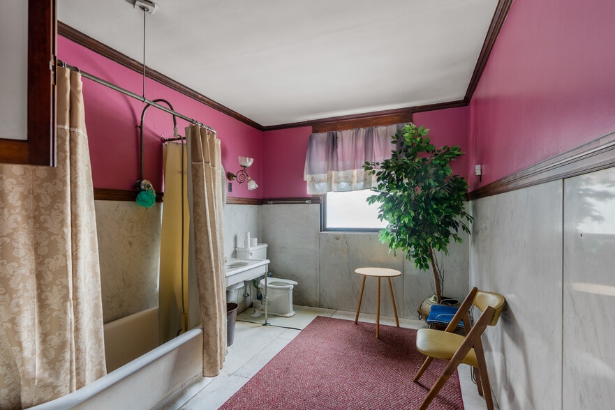 More Photos Of 76 Prospect St, Vernon Funeral Home For Sale