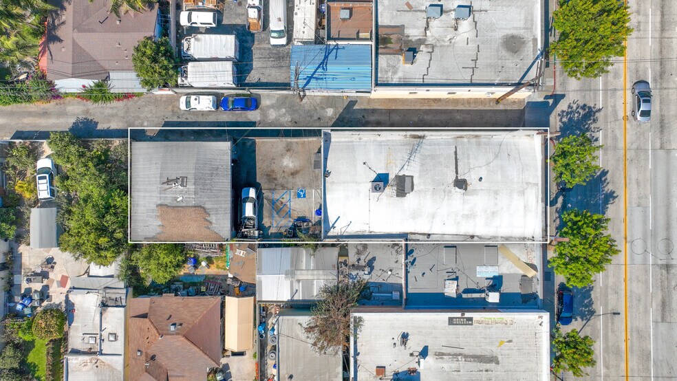 More Photos Of 8415 State St, South Gate Storefront For Sale