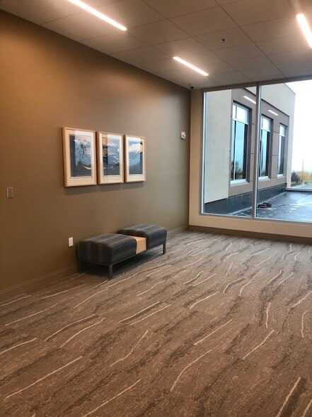 More Photos Of 2480 S Woodworth Loop, Palmer Medical For Lease