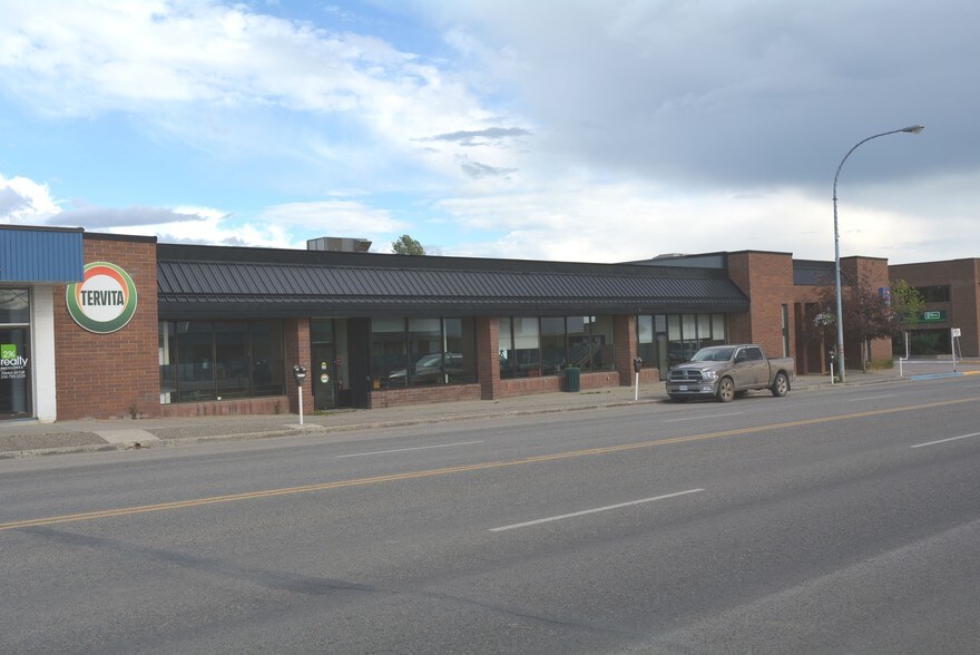 More Photos Of 10215 100th St, Fort St John Office For Lease